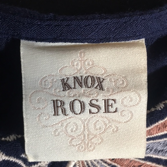 KNOX ROSE Embroidered Oversized Relaxed Fit Keyhole Botton Back Boxy Flyaway Top - Picture 15 of 16